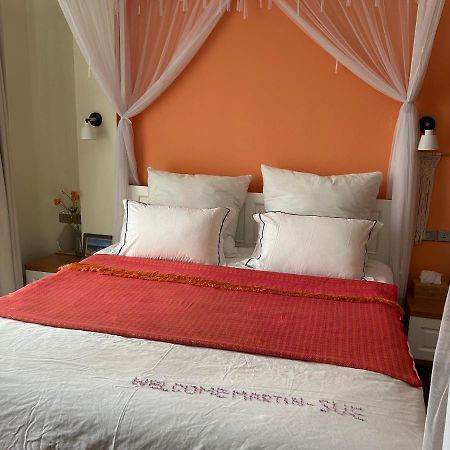 Chez Madame Binh Bed & Breakfast ฮานอย ภายนอก รูปภาพ