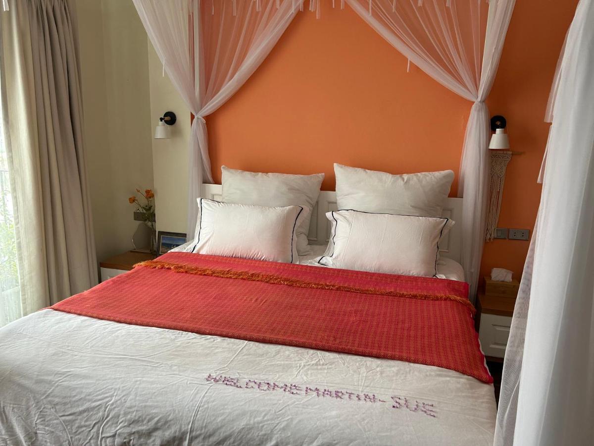 Chez Madame Binh Bed & Breakfast ฮานอย ภายนอก รูปภาพ